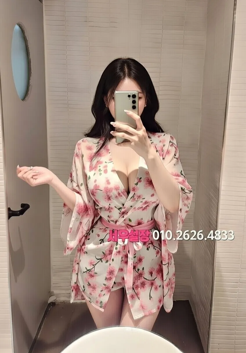 교대 쓰리노 프리미엄 라인업 31번 프로필